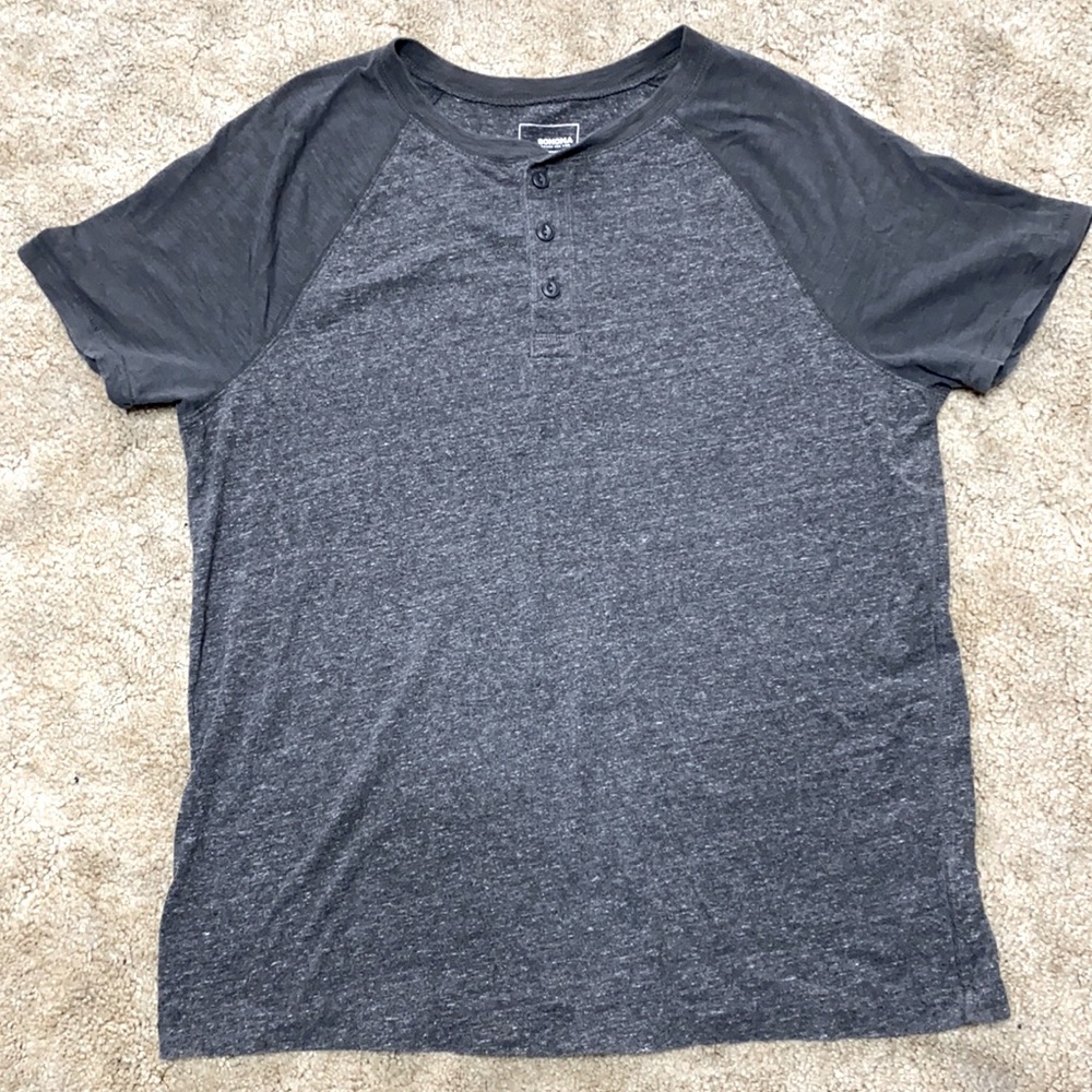 Men’s L Sonoma Heather Gray tee